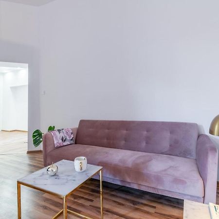 Opera Appartement Bytom Buitenkant foto