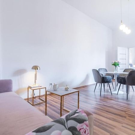 Opera Appartement Bytom Buitenkant foto