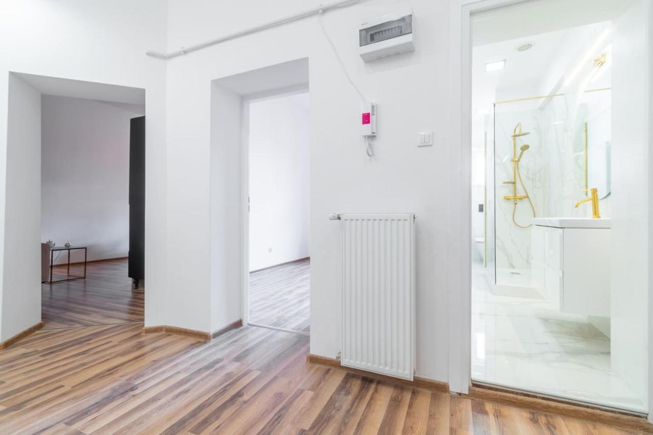 Opera Appartement Bytom Buitenkant foto